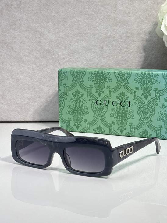 Picture of Gucci Sunglasses _SKUfw80915282fw